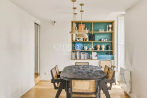 Very beautiful apartment - Saint-Seurin District Bordeaux - 3 bedrooms - Garage
