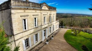 Sur les coteaux de Gironde, une propriété rare à saisir