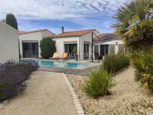 Maison familiale avec piscine à La Flotte-en-Ré