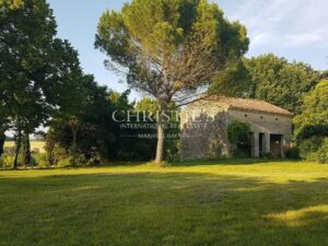 Elegant historic château in elevated position with wide ranging views of the Gers countryside