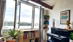 102 m² house with panoramic views of the Towers and the La Rochelle channel