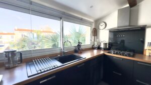 102 m² house with panoramic views of the Towers and the La Rochelle channel