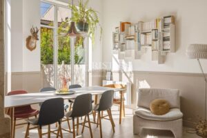 BORDEAUX NANSOUTY - MAISON EN PIERRE DE TAILLE AVEC JARDIN ET GARAGE