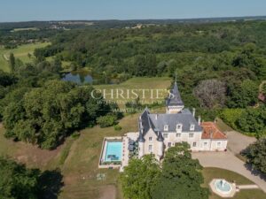 Magnifique château avec installations équestres professionnelles