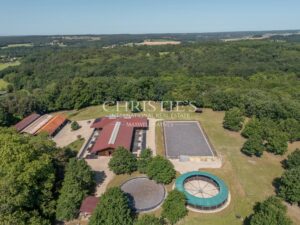 Magnifique château avec installations équestres professionnelles