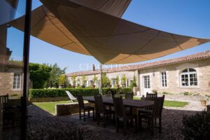 Renovated emblematic villa