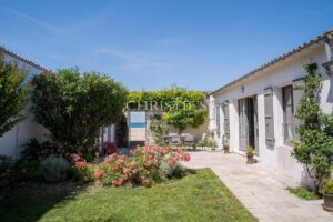 Seafront Property Complex – Prime Waterfront Location – La Flotte