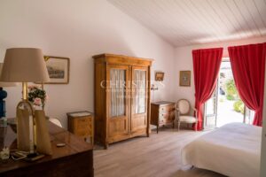 Seafront Property Complex – Prime Waterfront Location – La Flotte