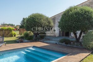 Elegant Stone Property with Far-Reaching Views