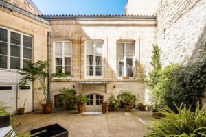 Stunning apartment in Jardin Public (5 bedrooms, 1 outdoor space, etc.)