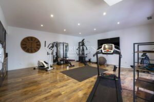 CHATELAILLON-PLAGE – STUNNING CONTEMPORARY PROPERTY BUILT IN 2023 WITH A SWIMMING POOL