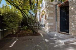 Parc Bordelais - Beautiful stone house - 5 suites - gardens - swimming pool and double garage