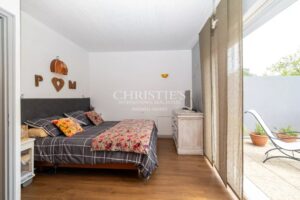 Beautifully Renovated Character Home with Swimming Pool – La Genette, La Rochelle