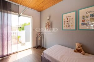 Beautifully Renovated Character Home with Swimming Pool – La Genette, La Rochelle