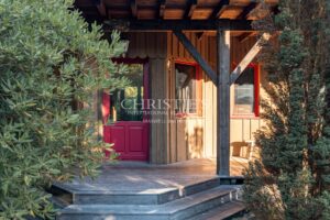 ANDERNOS-LES-BAINS – Exceptional Wooden Villa to Discover