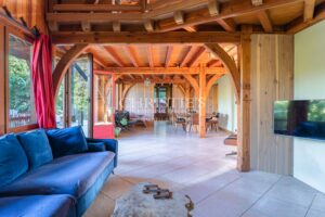 ANDERNOS-LES-BAINS – Exceptional Wooden Villa to Discover