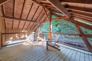 ANDERNOS-LES-BAINS – Exceptional Wooden Villa to Discover