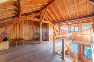 ANDERNOS-LES-BAINS – Exceptional Wooden Villa to Discover