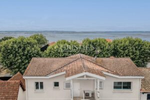 ANDERNOS, vue Bassin, bel appartement au dernier étage
