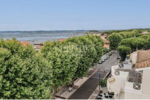 ANDERNOS, vue Bassin, bel appartement au dernier étage