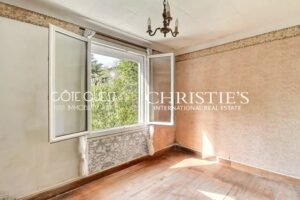 For sale Saint-Jean-de-Luz - House to renovate, walkable living