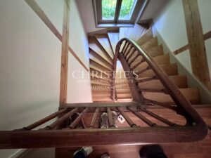 Handsome 1860s manor set in large park with attractive outbuildings
