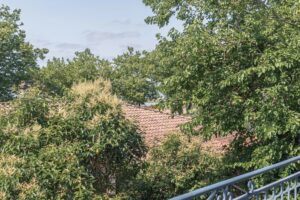 ARES, coeur de village et aperçu Bassin, spacieuse villa
