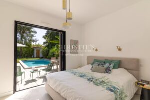 Bouscat – Elegant architect villa of 2022 with swimming pool and landscaped garden - 4 bedrooms and 1 office