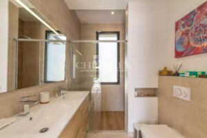 Bouscat – Elegant architect villa of 2022 with swimming pool and landscaped garden - 4 bedrooms and 1 office