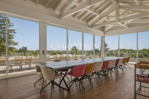 An Exceptional Contemporary Home on the Heights of Bouliac