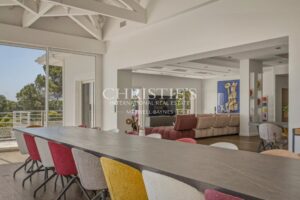 An Exceptional Contemporary Home on the Heights of Bouliac