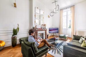 BORDEAUX / Croix de Seguey : Bel appartement avec jardin et parking
