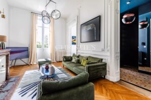 BORDEAUX / Croix de Seguey : Bel appartement avec jardin et parking