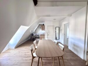 Splendid town mansoin in the heart of Saumur