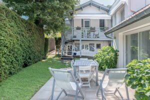 Family home in Arcachon – 195 sqm, 5 bedrooms and possibility of two independent spaces