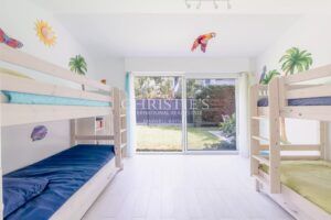 Family home in Arcachon – 195 sqm, 5 bedrooms and possibility of two independent spaces