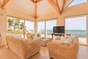 Pyla- Beachfront property