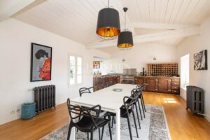 Une maison à l'âme New-Yorkaise pour recevoir en coeur de village