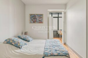 Bordeaux – Primerose, Elegant Bourgeois Residence with Garden, Swimming Pool and Private Parking