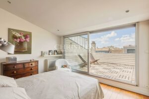 Bordeaux – Primerose, Elegant Bourgeois Residence with Garden, Swimming Pool and Private Parking