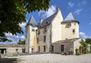 Exceptional 15th-Century ISMH Château : A Majestic Retreat set on a 93-Hectare Estate