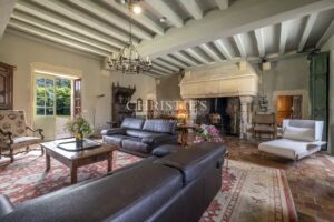 Exceptional 15th-Century ISMH Château : A Majestic Retreat set on a 93-Hectare Estate