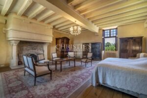 Exceptional 15th-Century ISMH Château : A Majestic Retreat set on a 93-Hectare Estate