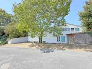 Large 165 sqm family home in Arvert