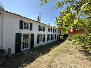 Large 165 sqm family home in Arvert