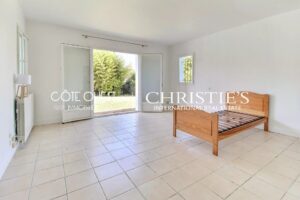 For sale Bidart - Single-storey house near Biarritz with swimming pool, landscaped garden and 4 bedrooms