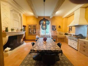 Elegant Family Manor House between Bordeaux and Saint-Émilion