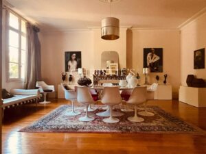 Elegant Family Manor House between Bordeaux and Saint-Émilion
