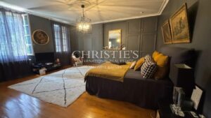 Elegant Family Manor House between Bordeaux and Saint-Émilion