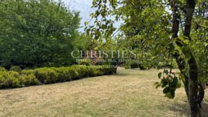 Elegant Family Manor House between Bordeaux and Saint-Émilion